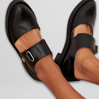 Sara - Classic Mary Jane shoes with adjustable buckle