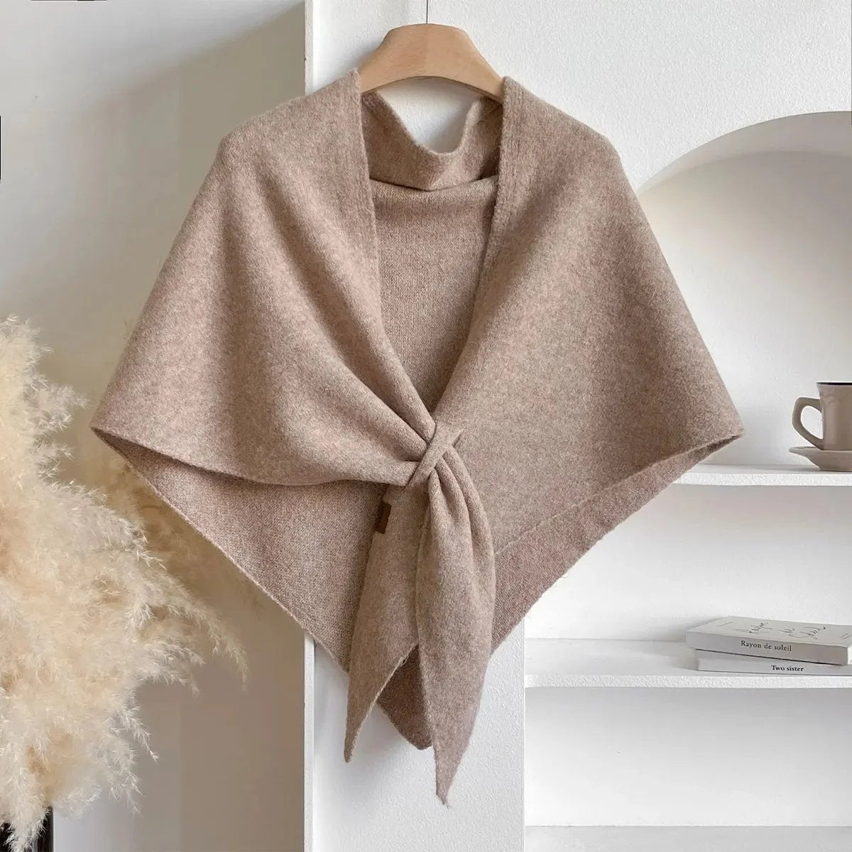 CozyWrap – Soft Draped Scarf