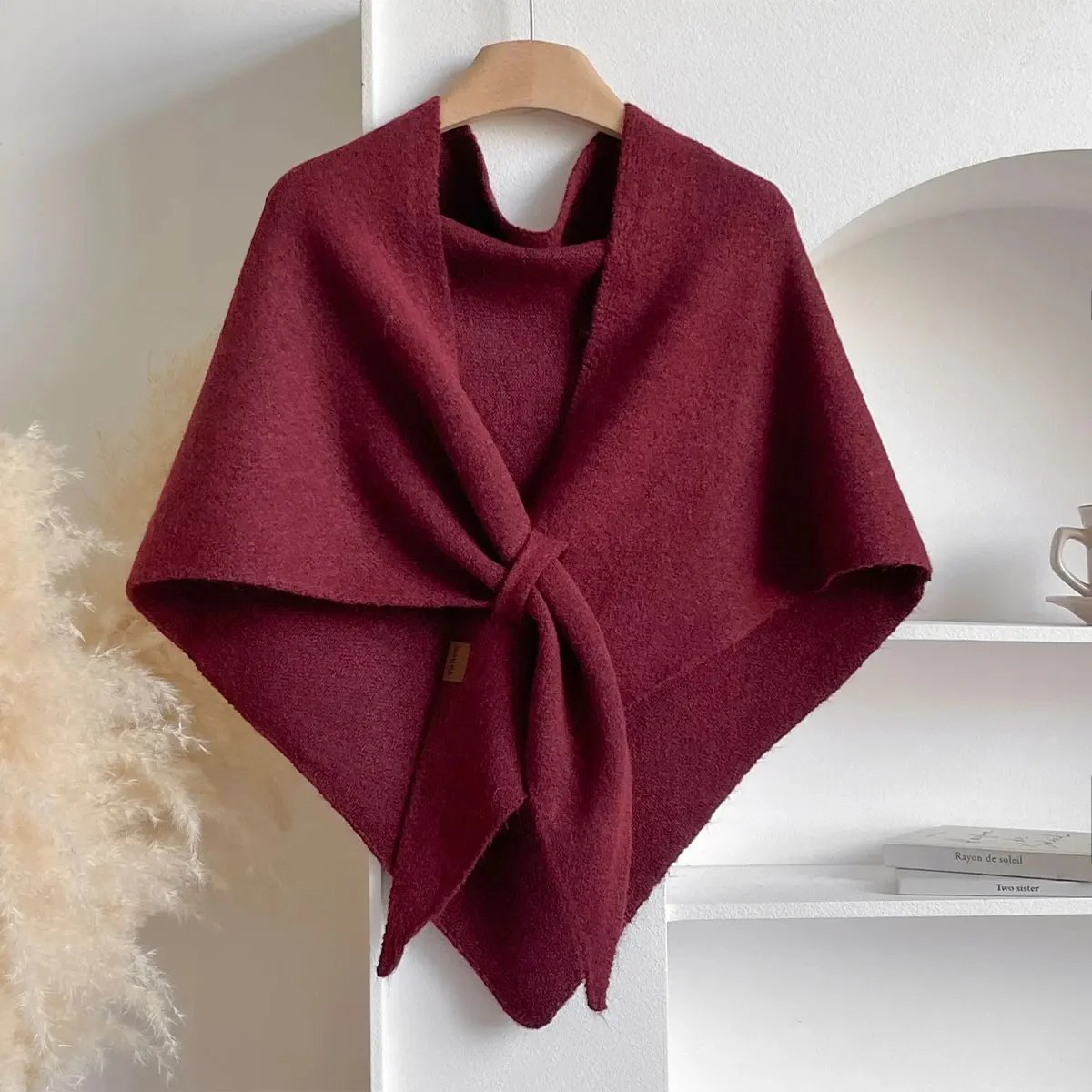 CozyWrap – Soft Draped Scarf