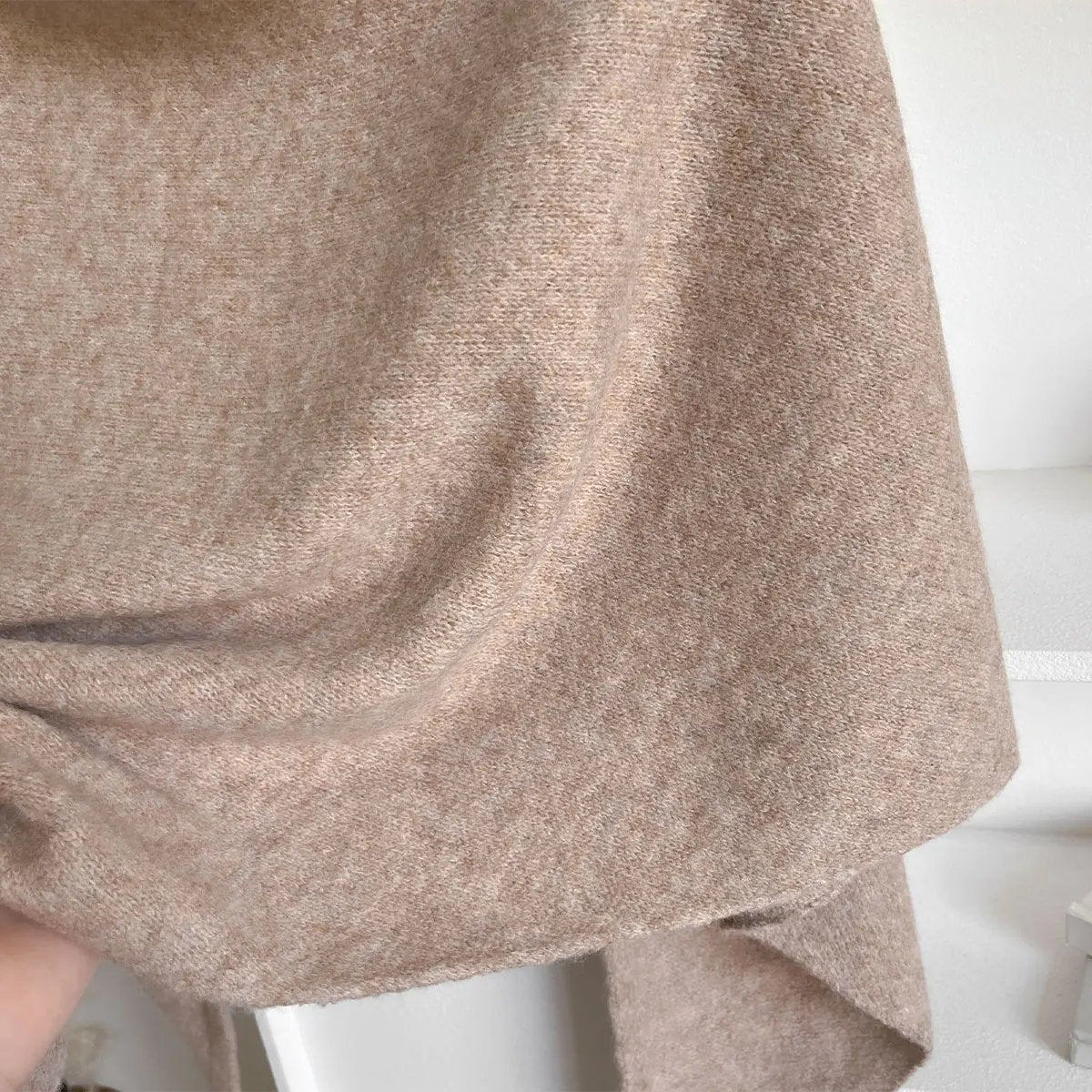 CozyWrap – Soft Draped Scarf