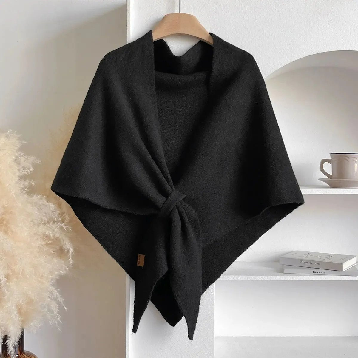 CozyWrap – Soft Draped Scarf
